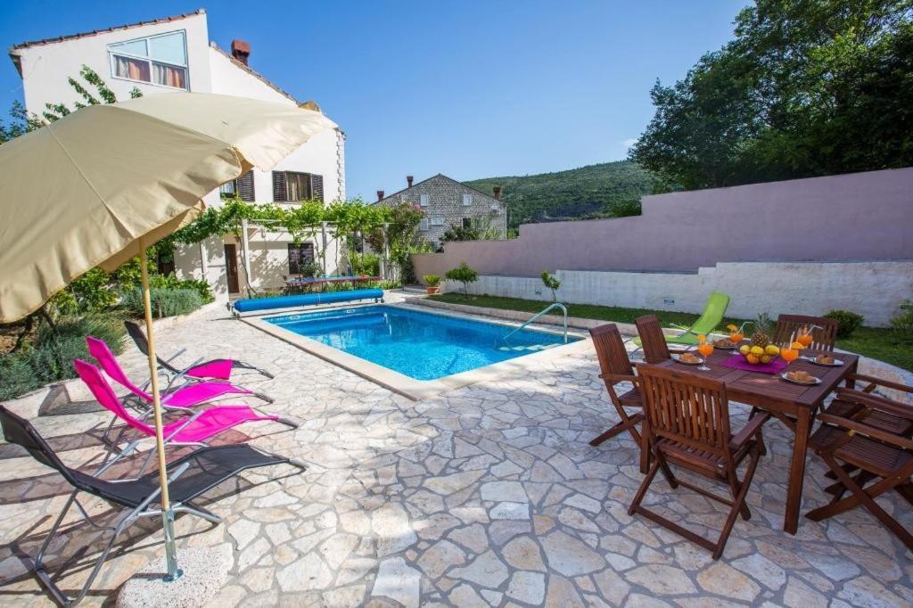 Apartments Villa Roza Mokošica Rum bild